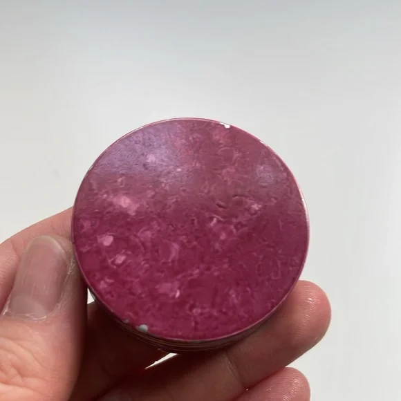 Pink Round Grinder - Picture 3 of 3